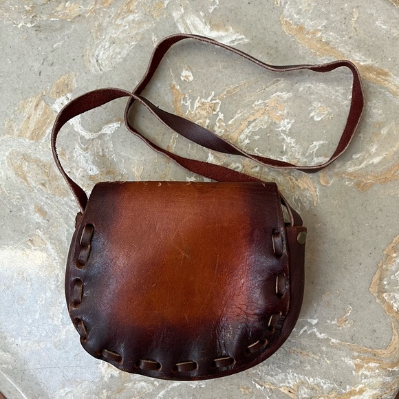Vintage Mexican brown hand-tooled leather mini bag purse with floral design - Picture 3 of 6